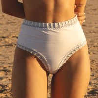 CLASSIC WHITE BOTTOM